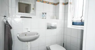 von_poll_real_estate_property_25369068_image_3