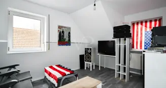 von_poll_real_estate_property_25369068_image_13