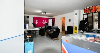 von_poll_real_estate_property_25369068_image_22