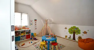 von_poll_real_estate_property_25369055_image_21