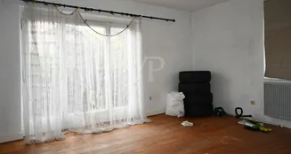 von_poll_real_estate_property_25369055_image_2