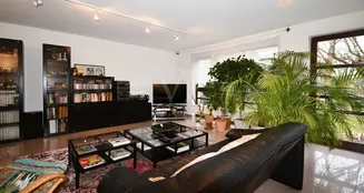 von_poll_real_estate_property_25369059_image_4