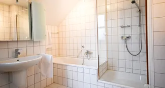 von_poll_real_estate_property_25369059_image_17