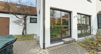 von_poll_real_estate_property_25369059_image_9