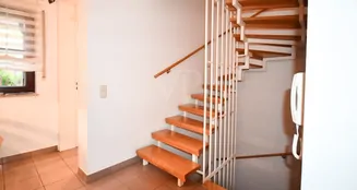 von_poll_real_estate_property_25369059_image_12