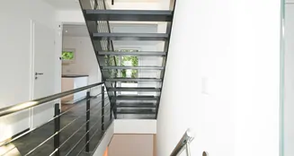 von_poll_real_estate_property_25369053_image_8