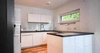 von_poll_real_estate_property_25369053_image_10