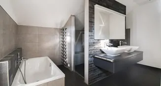 von_poll_real_estate_property_25369053_image_18