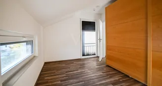 von_poll_real_estate_property_25369053_image_17