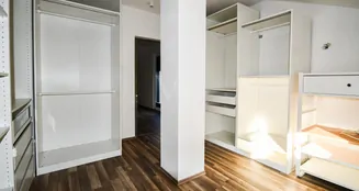 von_poll_real_estate_property_25369053_image_24