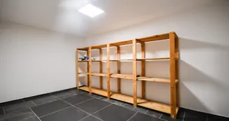 von_poll_real_estate_property_25369053_image_27