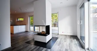 von_poll_real_estate_property_25369053_image_13