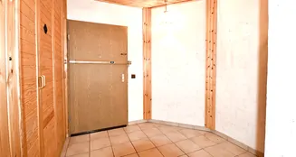 von_poll_real_estate_property_25369057_image_2