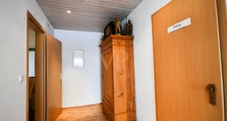 von_poll_real_estate_property_25369058_image_17