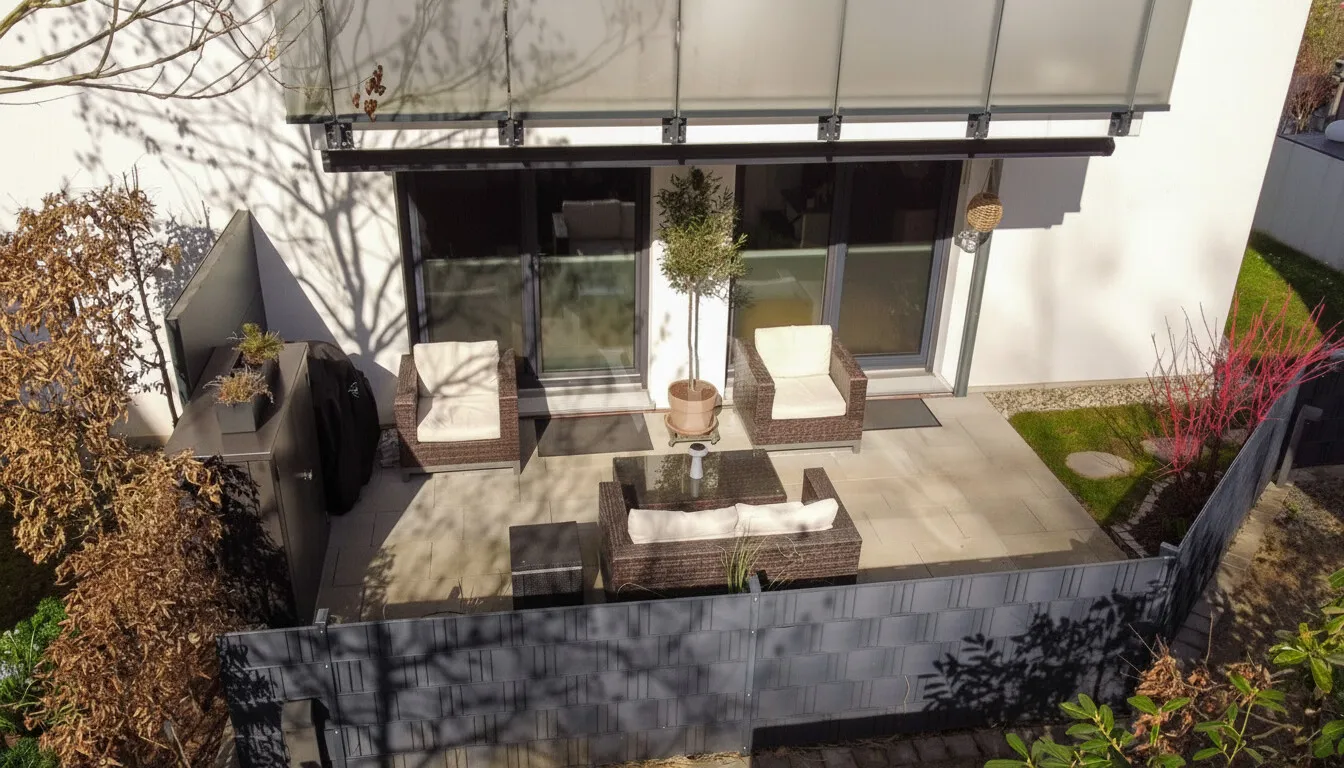 16 qm Südterrasse