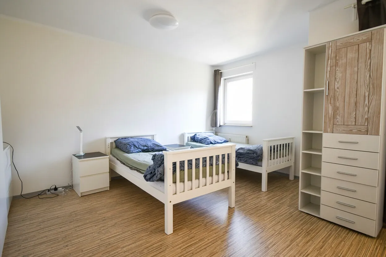 Wohn- und Schlafzimmer
