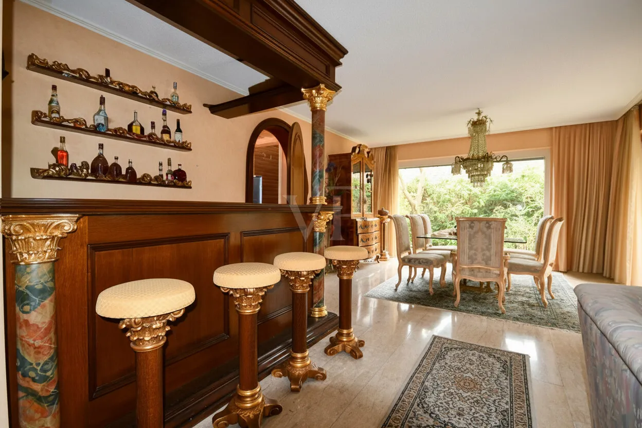 Esszimmer / Bar