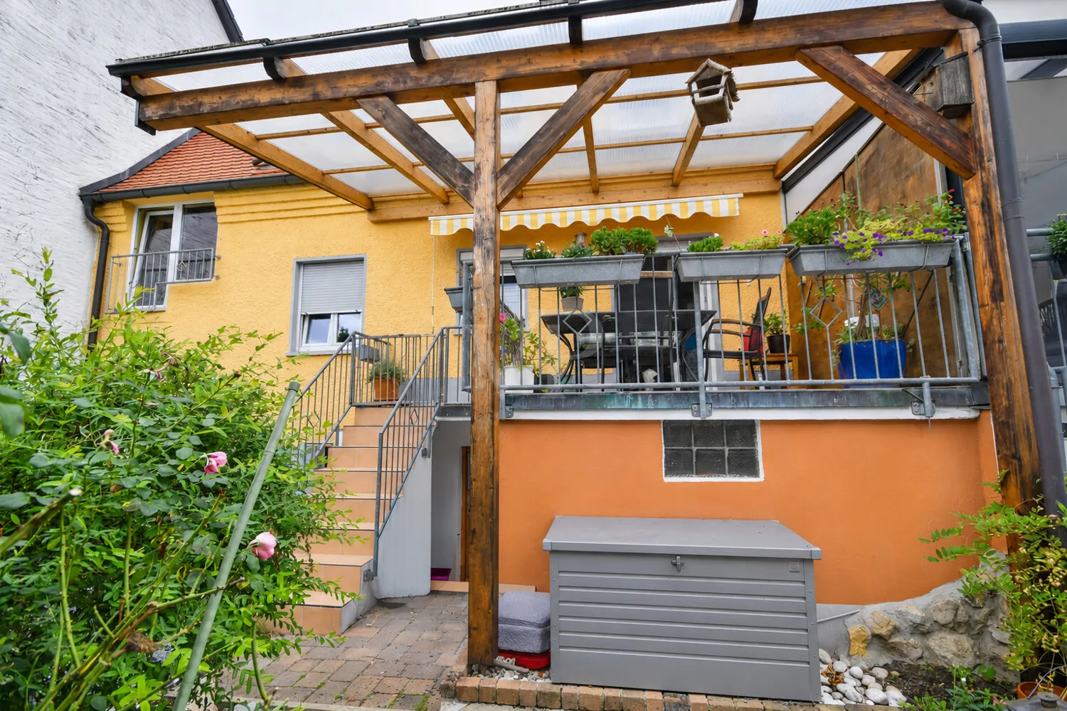 Terrassenansicht vom Garten