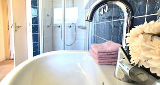 von_poll_real_estate_property_25378015_image_21