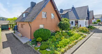 von_poll_real_estate_property_24378032_image_1