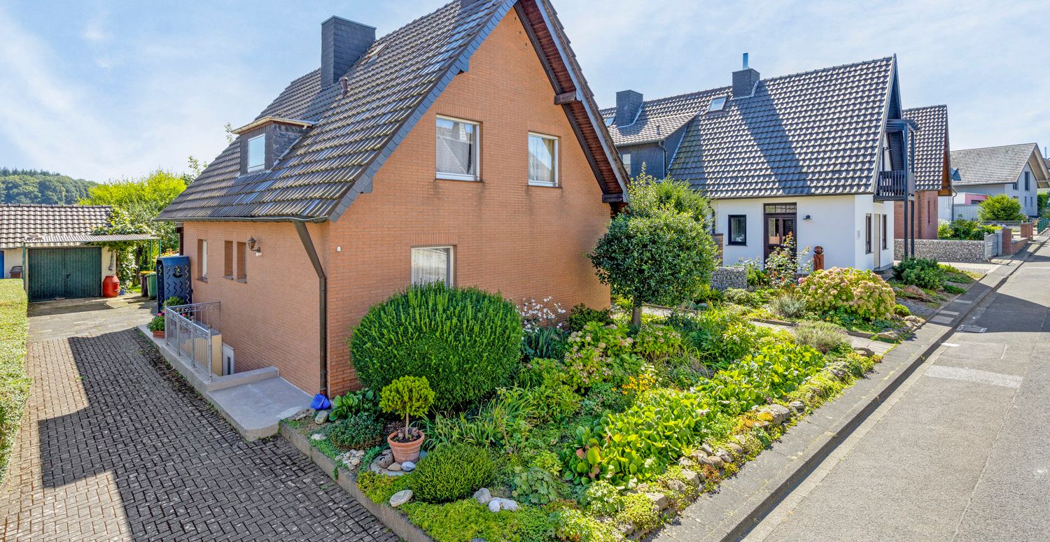Straßenansicht