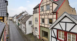 von_poll_real_estate_property_25378004_image_0