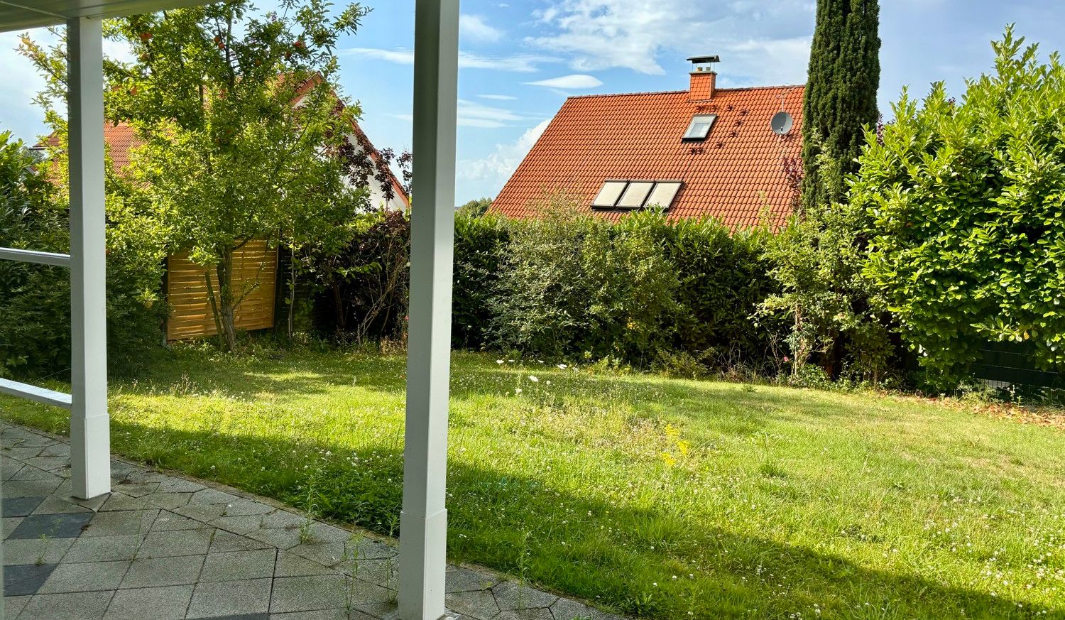 Terrasse und Garten