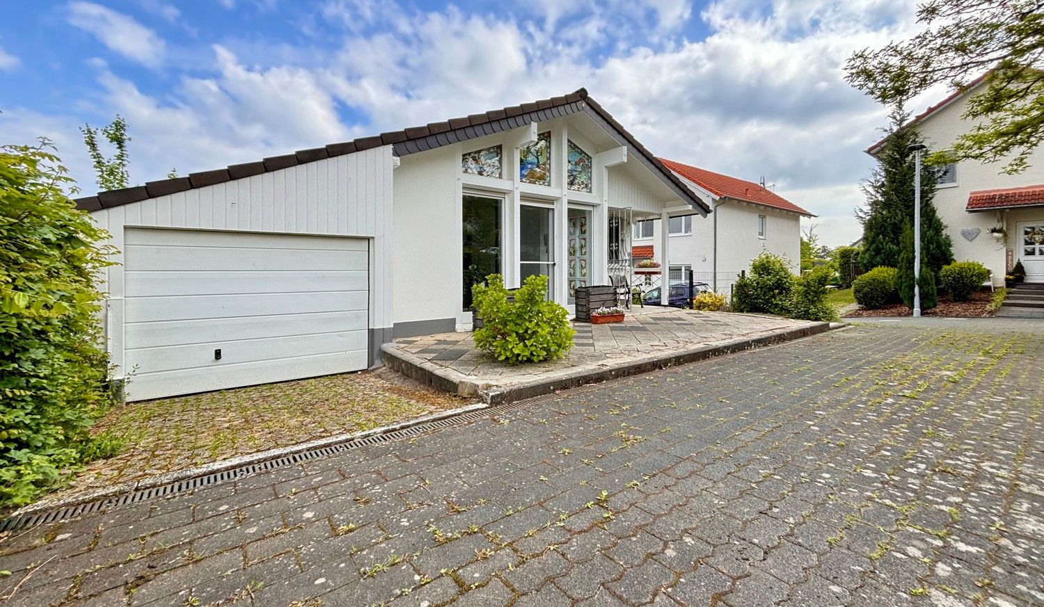 Straßenansicht