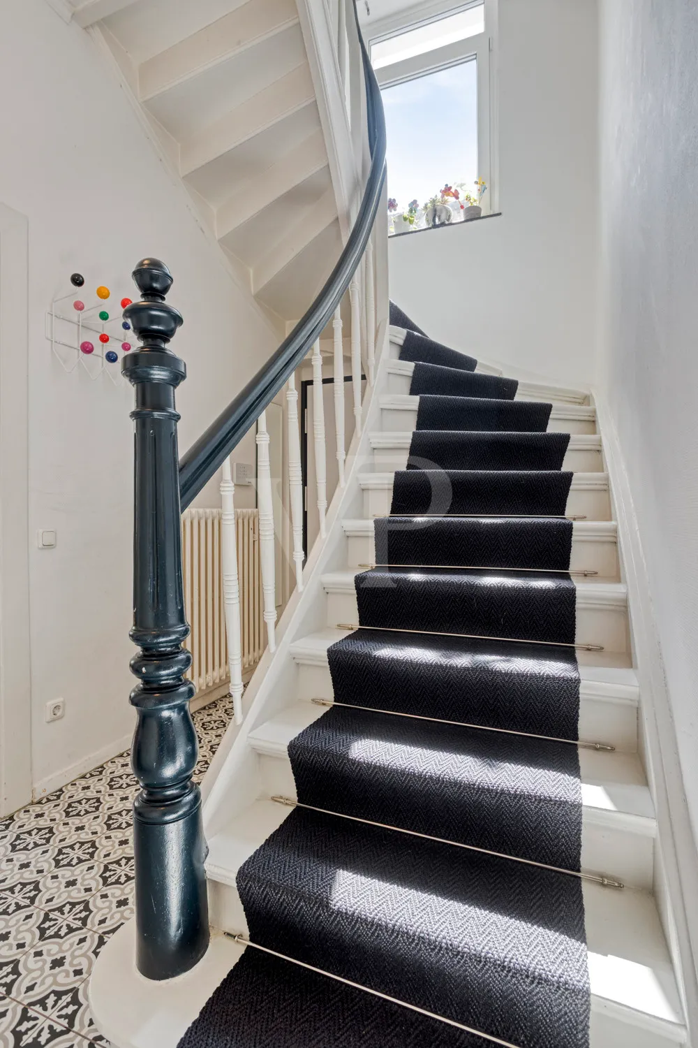 Treppe ins Obergeschoss