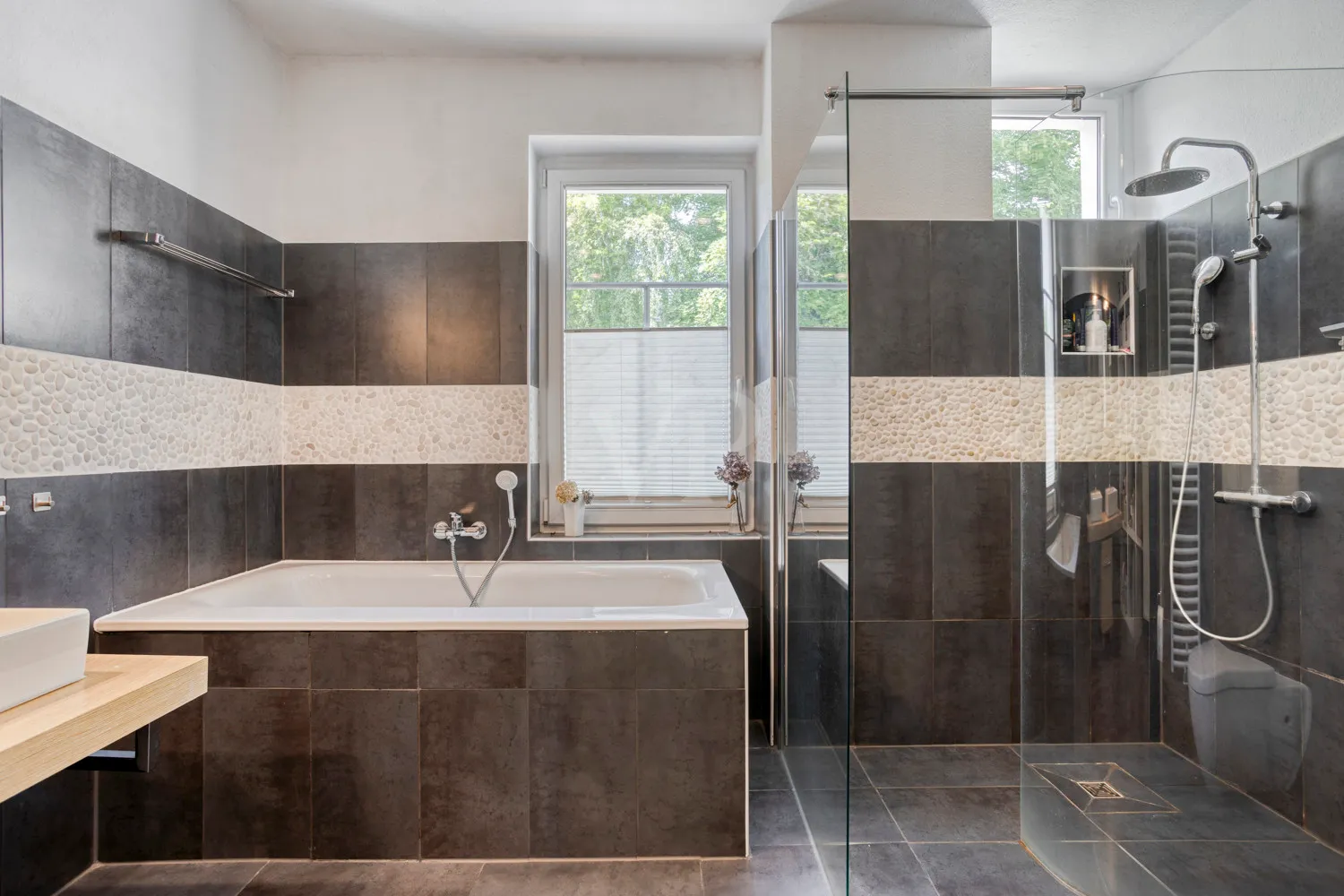 Badezimmer im Obergeschoss