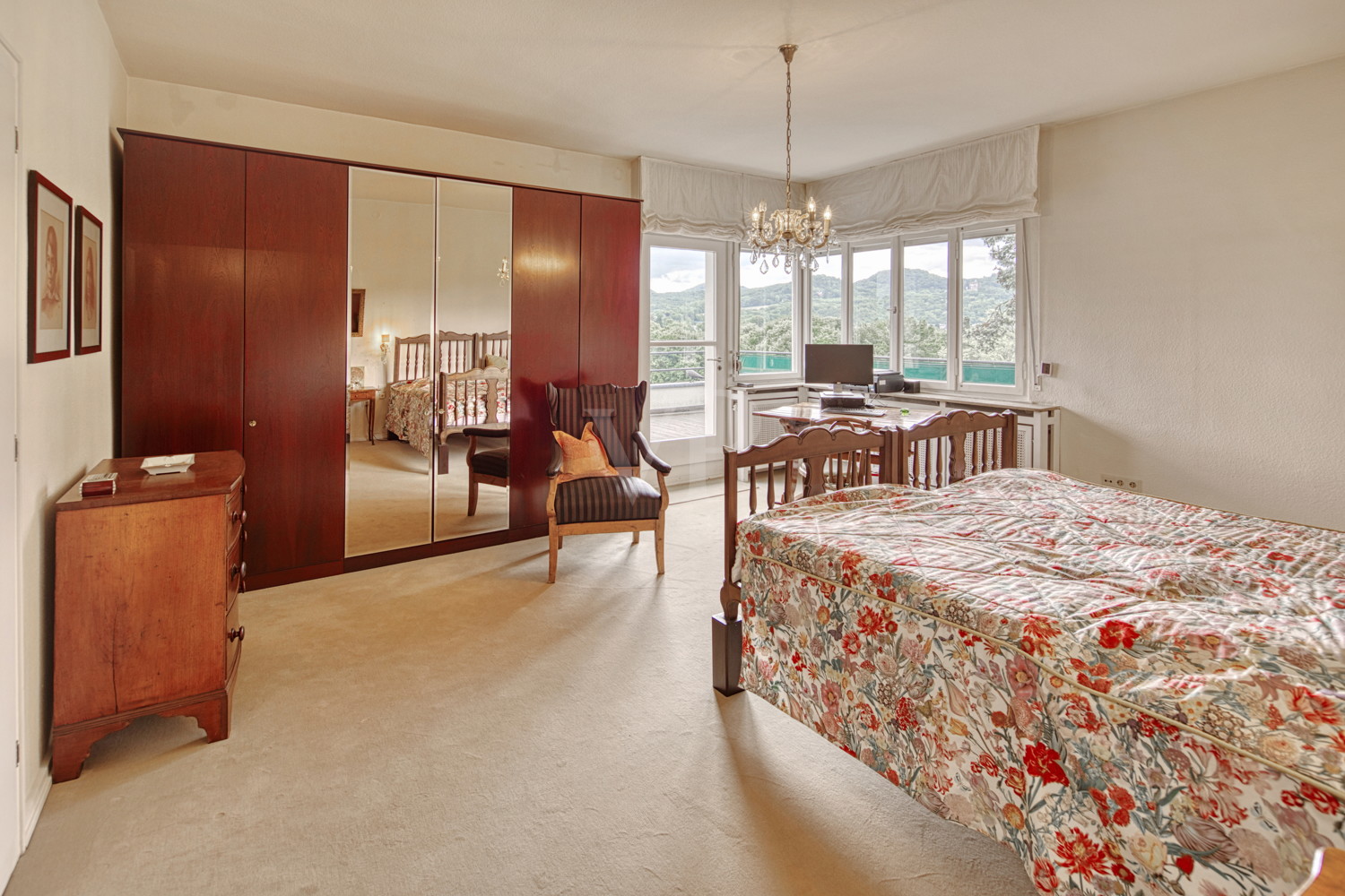 Schlafzimmer 1 OG