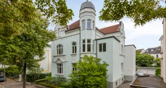 von_poll_real_estate_property_25378028_image_0