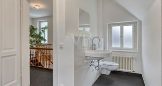 von_poll_real_estate_property_25378028_image_24