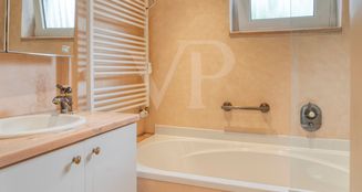 von_poll_real_estate_property_25378029_image_21