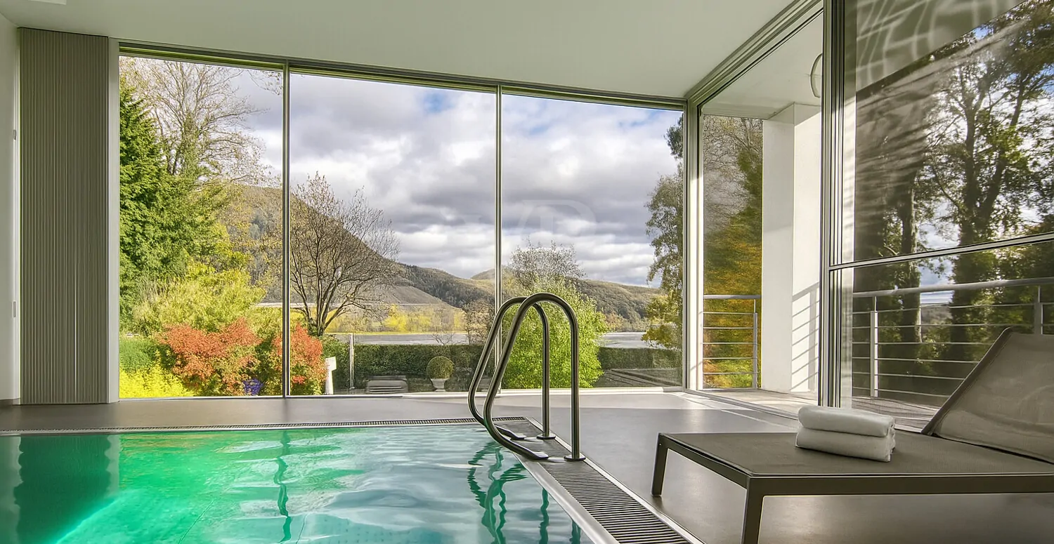 Einrichtungsbeispiel / Schwimmbad