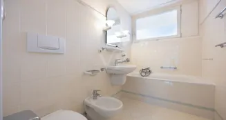 von_poll_real_estate_property_25378037_image_4