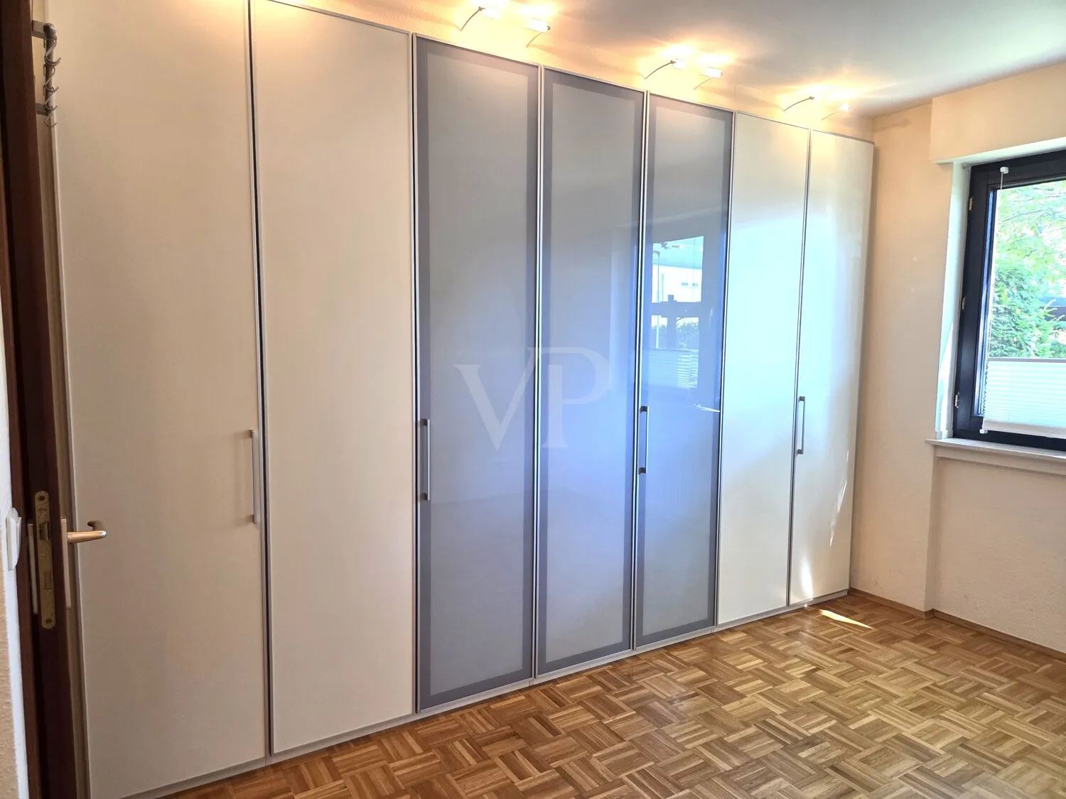 Einbauschrank