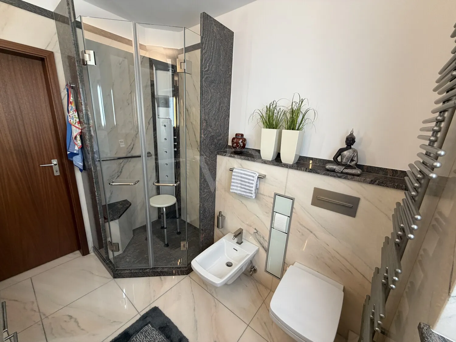 Badezimmer im EG