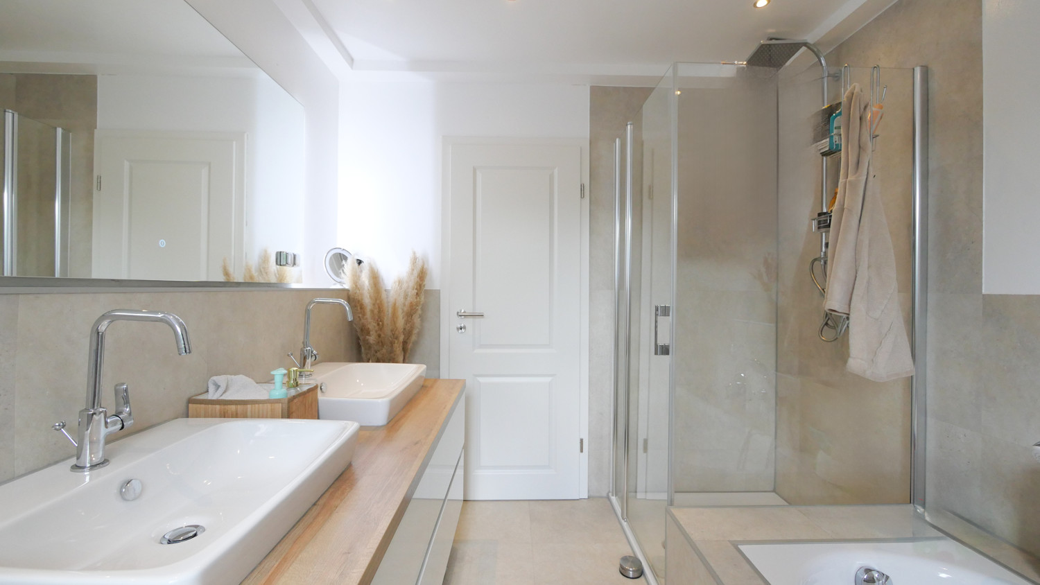 Badezimmer EG
