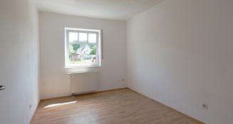 von_poll_real_estate_property_25162005_image_6