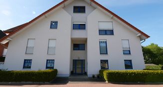 von_poll_real_estate_property_25162005_image_0