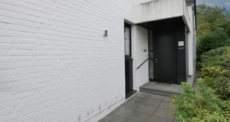 von_poll_real_estate_property_25162007_image_2