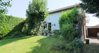 von_poll_real_estate_property_25162009_image_15