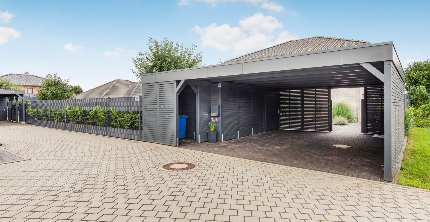 Doppelcarport mit angrenzendem Abstellraum