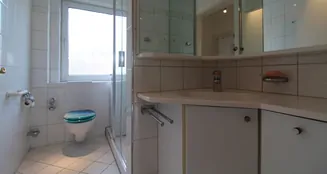 von_poll_real_estate_property_25157012_image_11