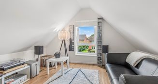 von_poll_real_estate_property_25157009_image_15