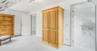 von_poll_real_estate_property_25157011_image_16