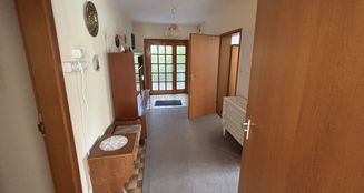 von_poll_real_estate_property_25157015_image_2