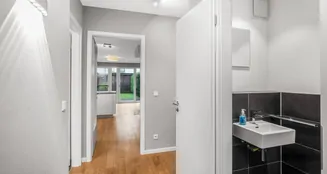 von_poll_real_estate_property_25157018_image_1