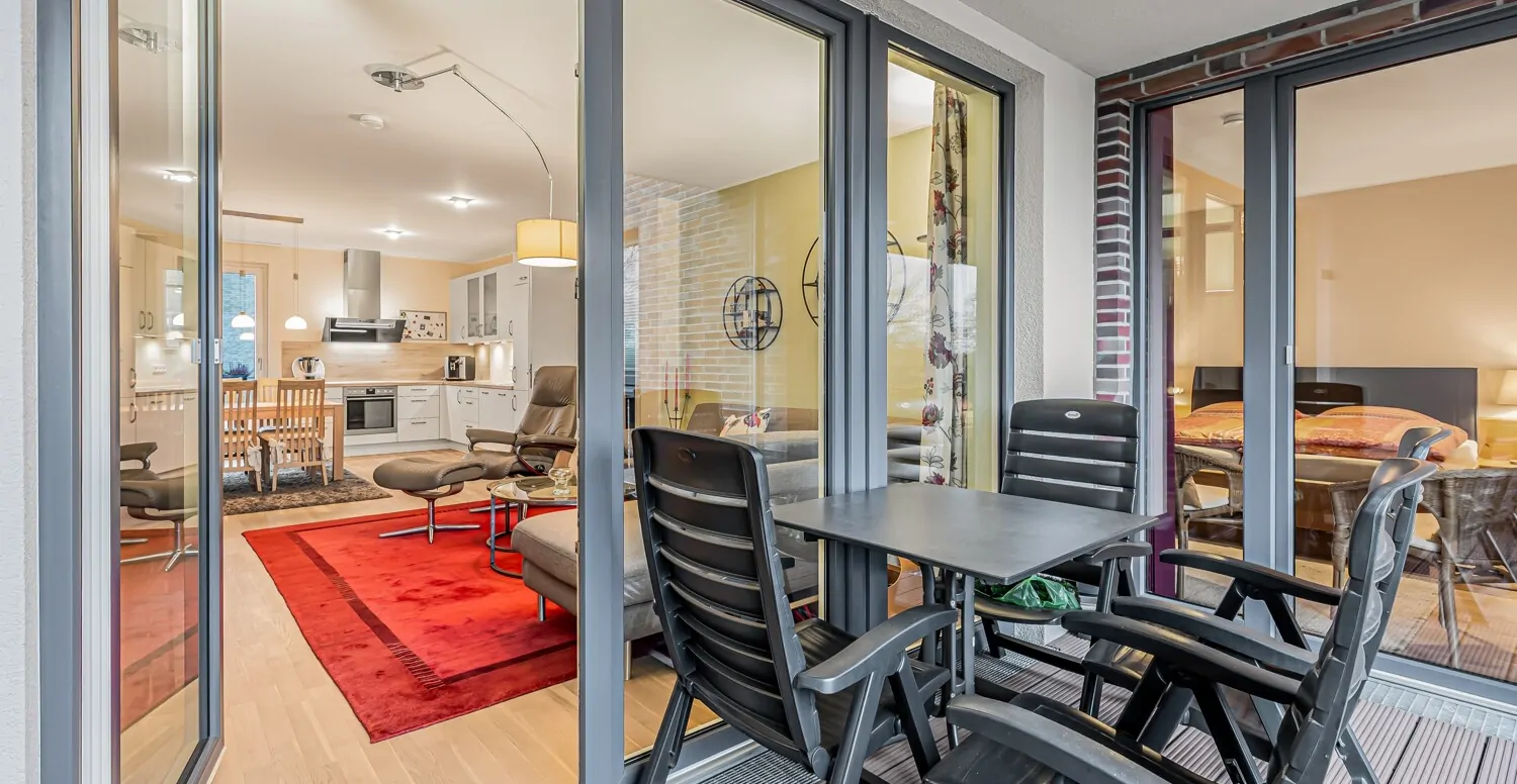 Zugang vom Wohnzimmer